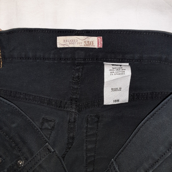 550 Levi Jeans - Picture 2 of 4